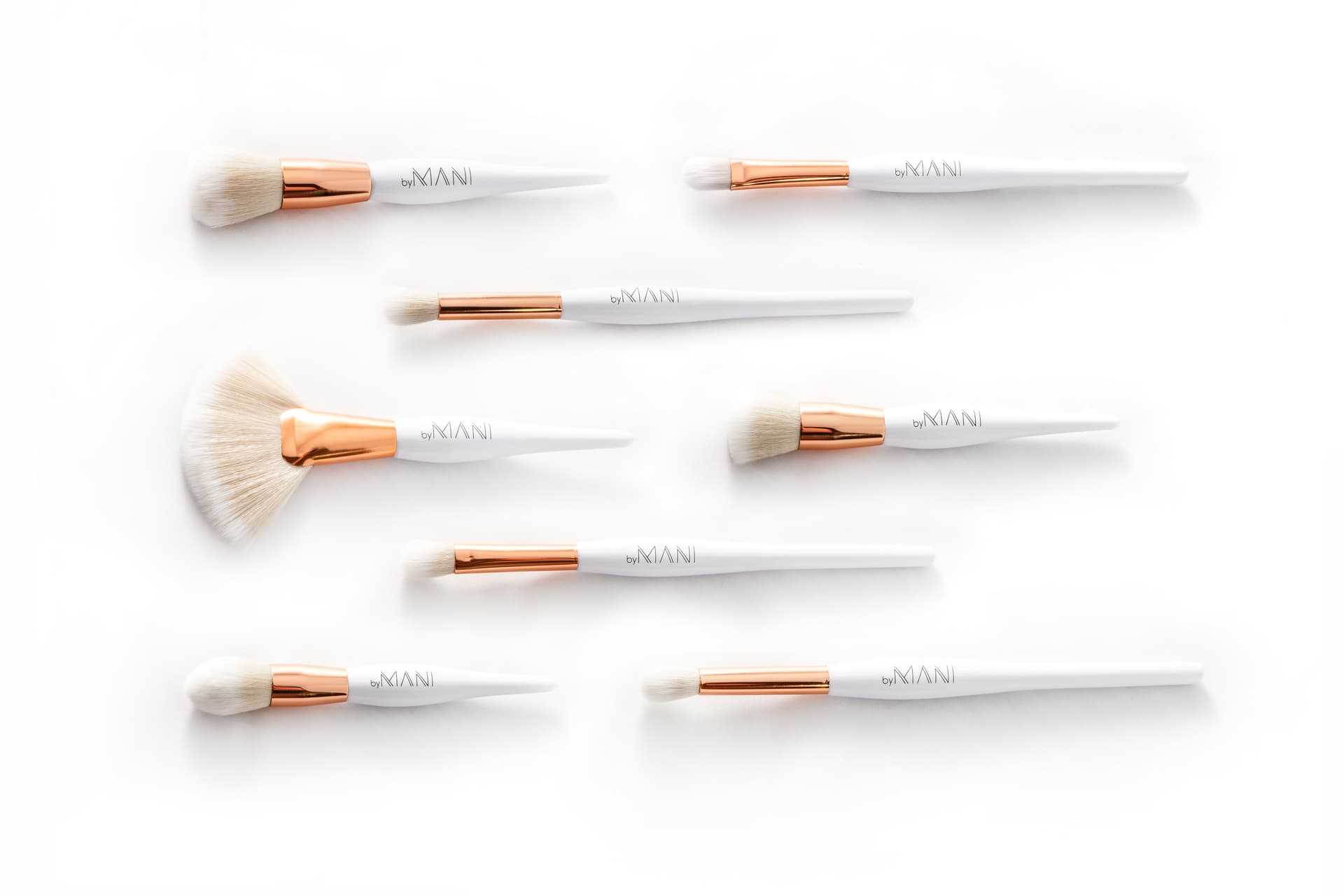 Make-up Brush set 8-delig professioneel wit byMANI 2