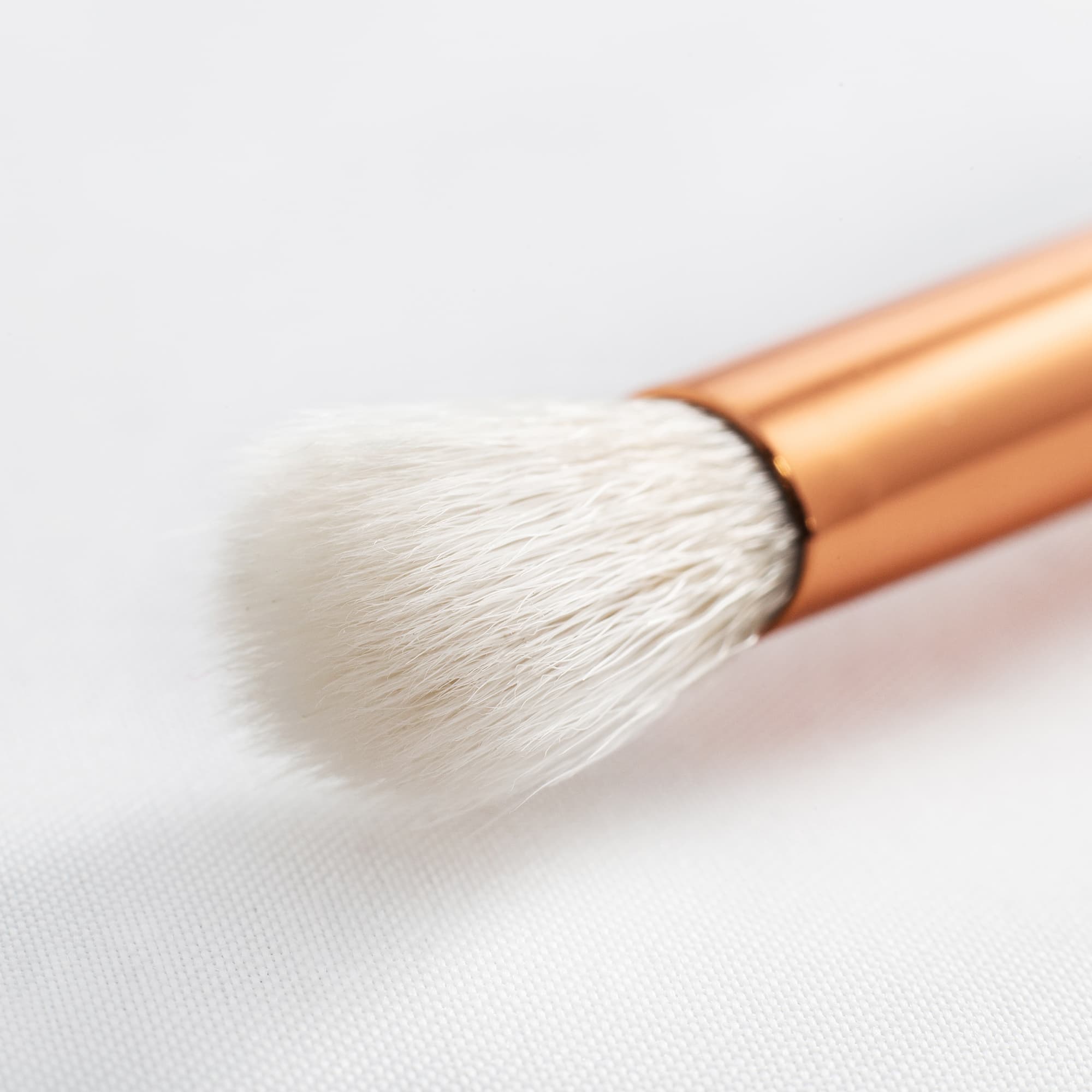 Mini eye shadow brush / make-up kwast wit