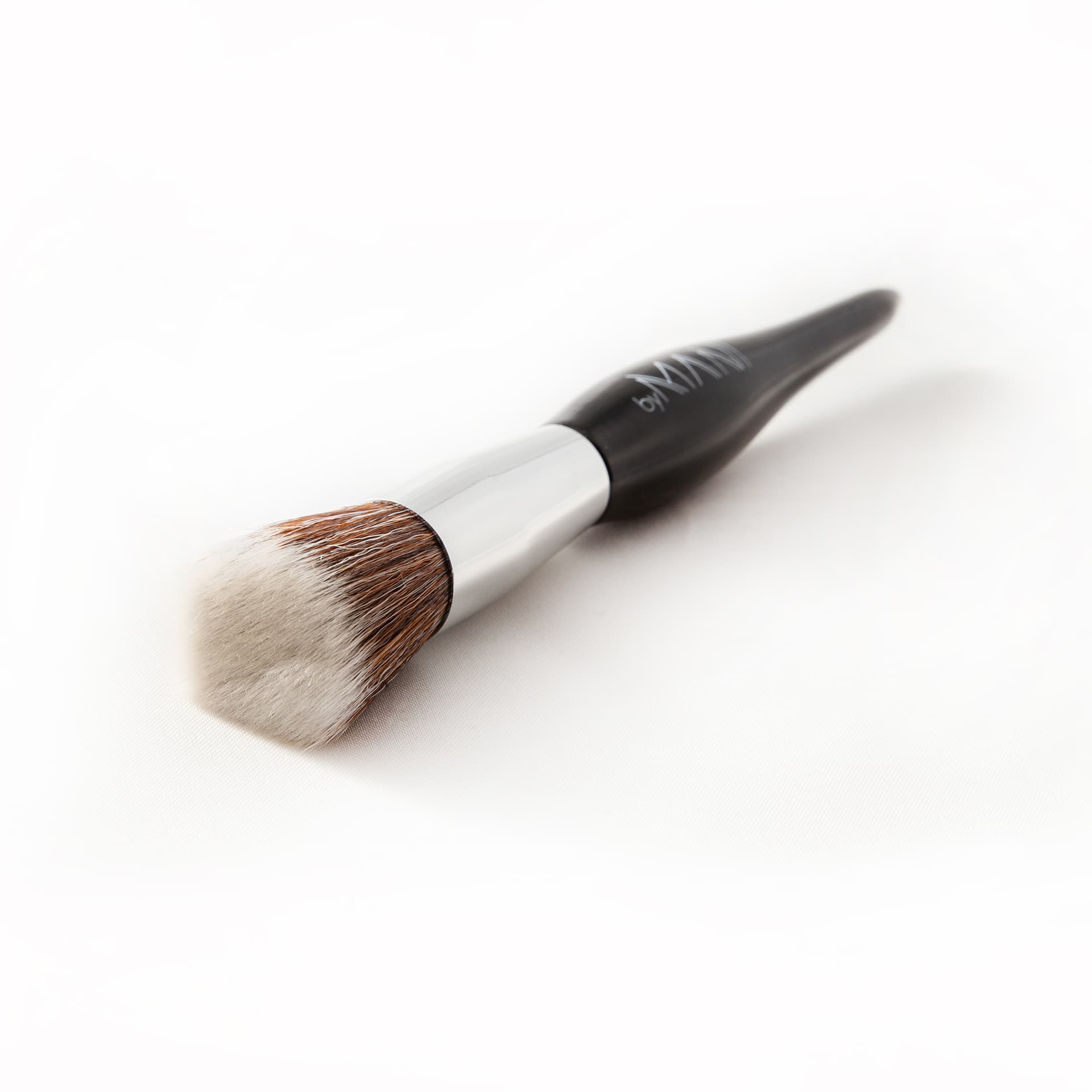 Flat Buffer brush / make-up kwast zwart 2