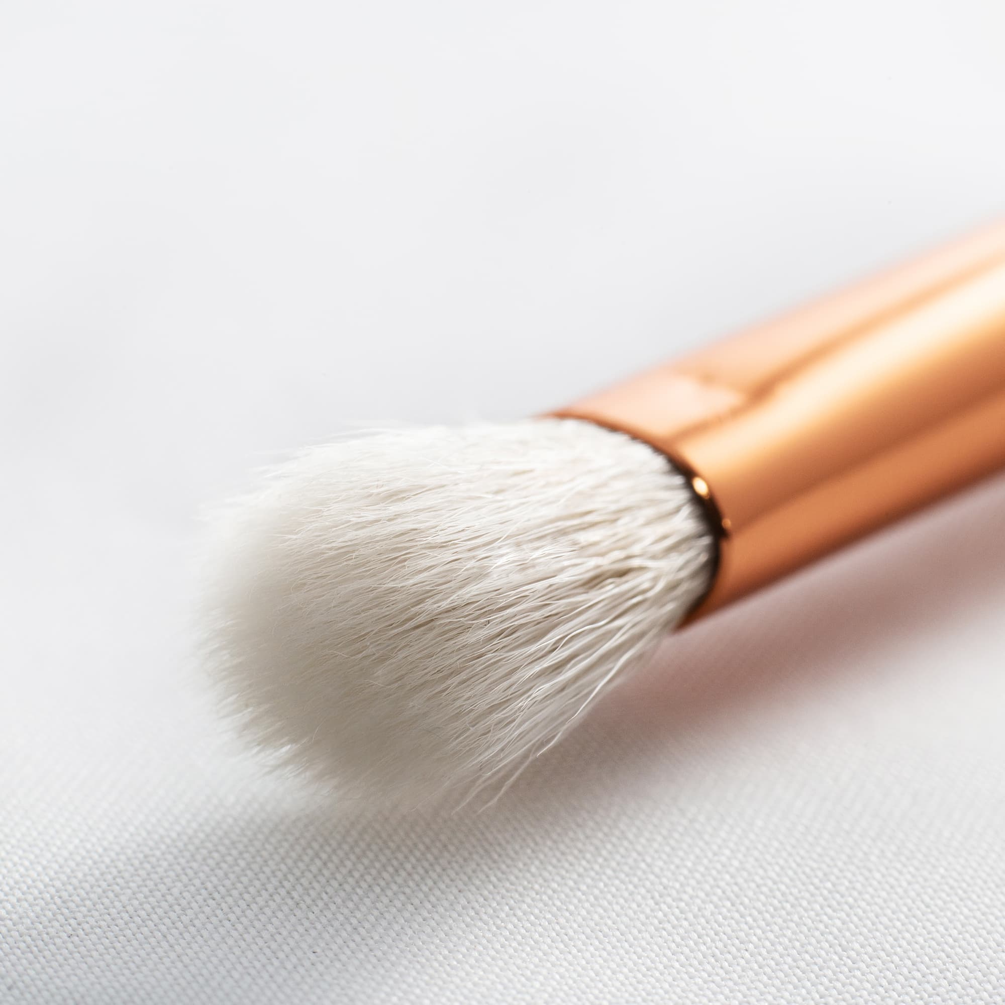 Large eye shadow brush / make-up kwast wit