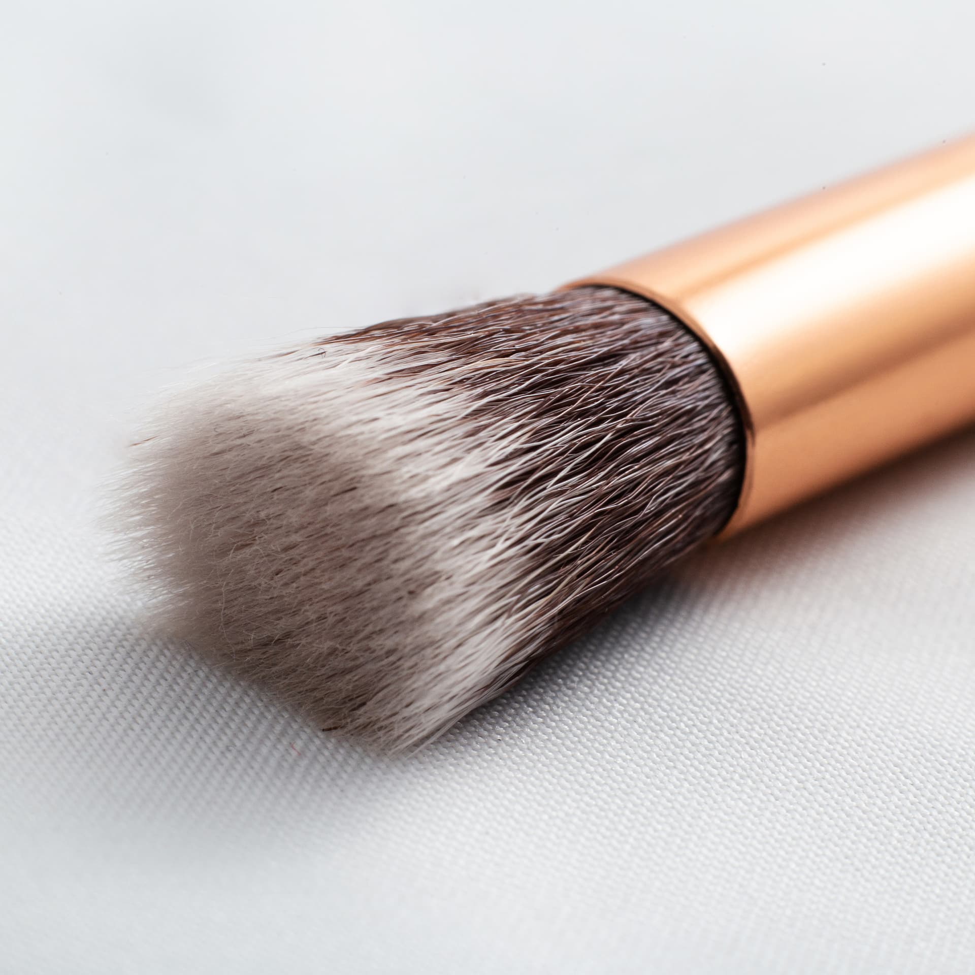 Fluffy Eye brush / make-up kwast wit 1