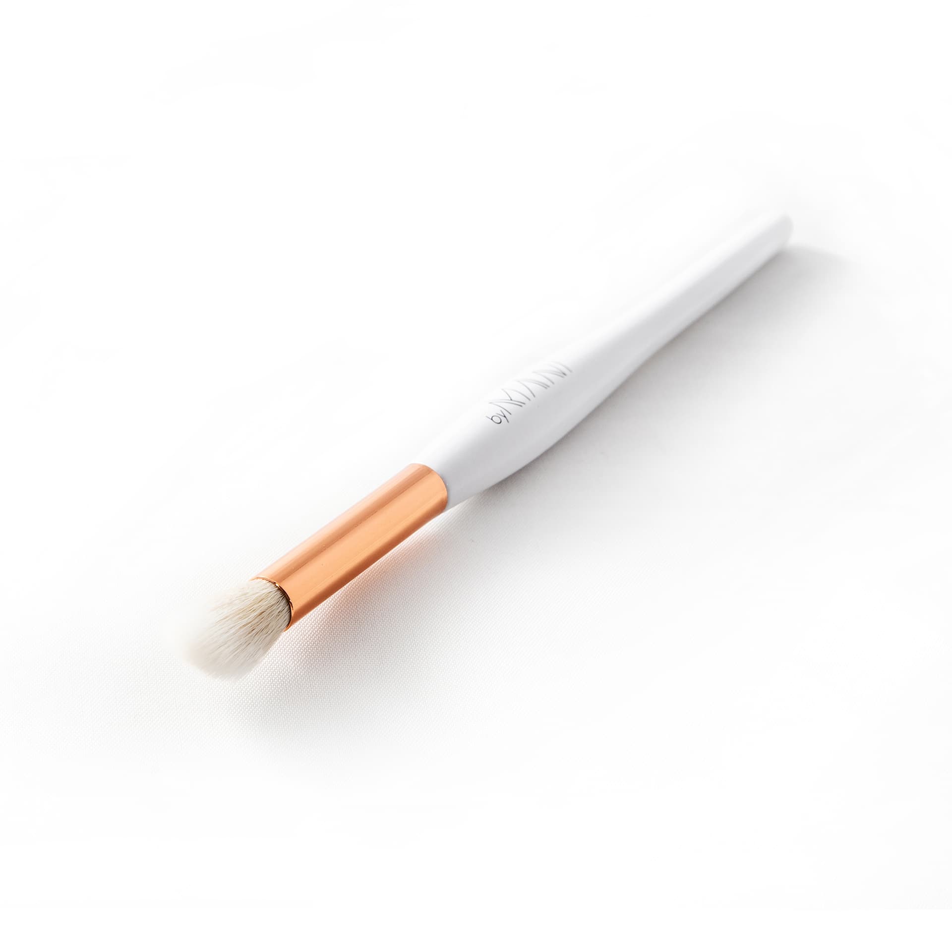 Angle shadow brush / make-up kwast wit 2