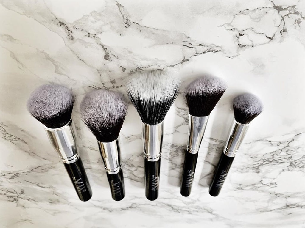 5-delige Professionele Make-up Kwastenset voor het Gezicht – Inclusief Zwarte Clutch